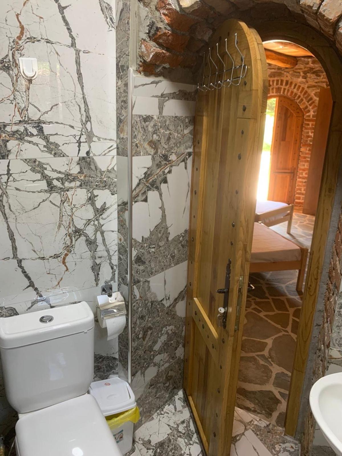 Dibra Park Agrotourism Hotel Peshkopia Kültér fotó