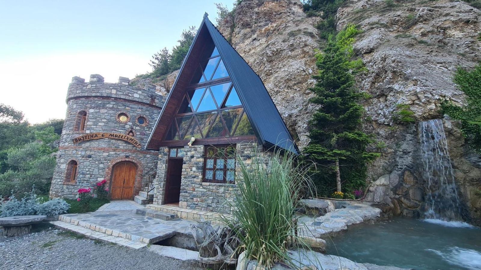 Dibra Park Agrotourism Hotel Peshkopia Kültér fotó