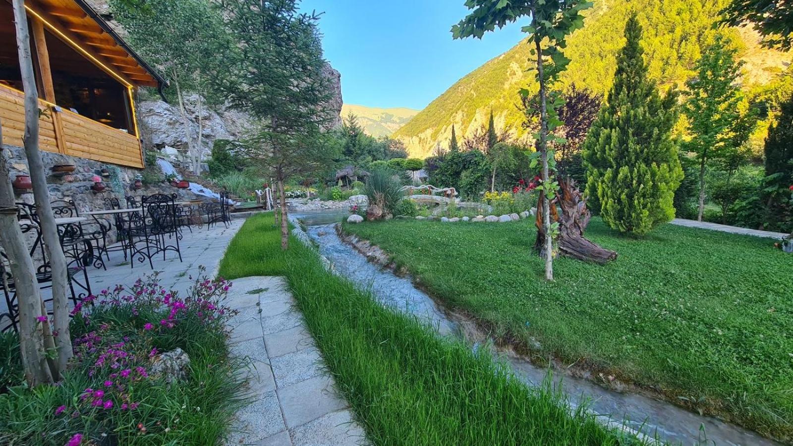 Dibra Park Agrotourism Hotel Peshkopia Kültér fotó