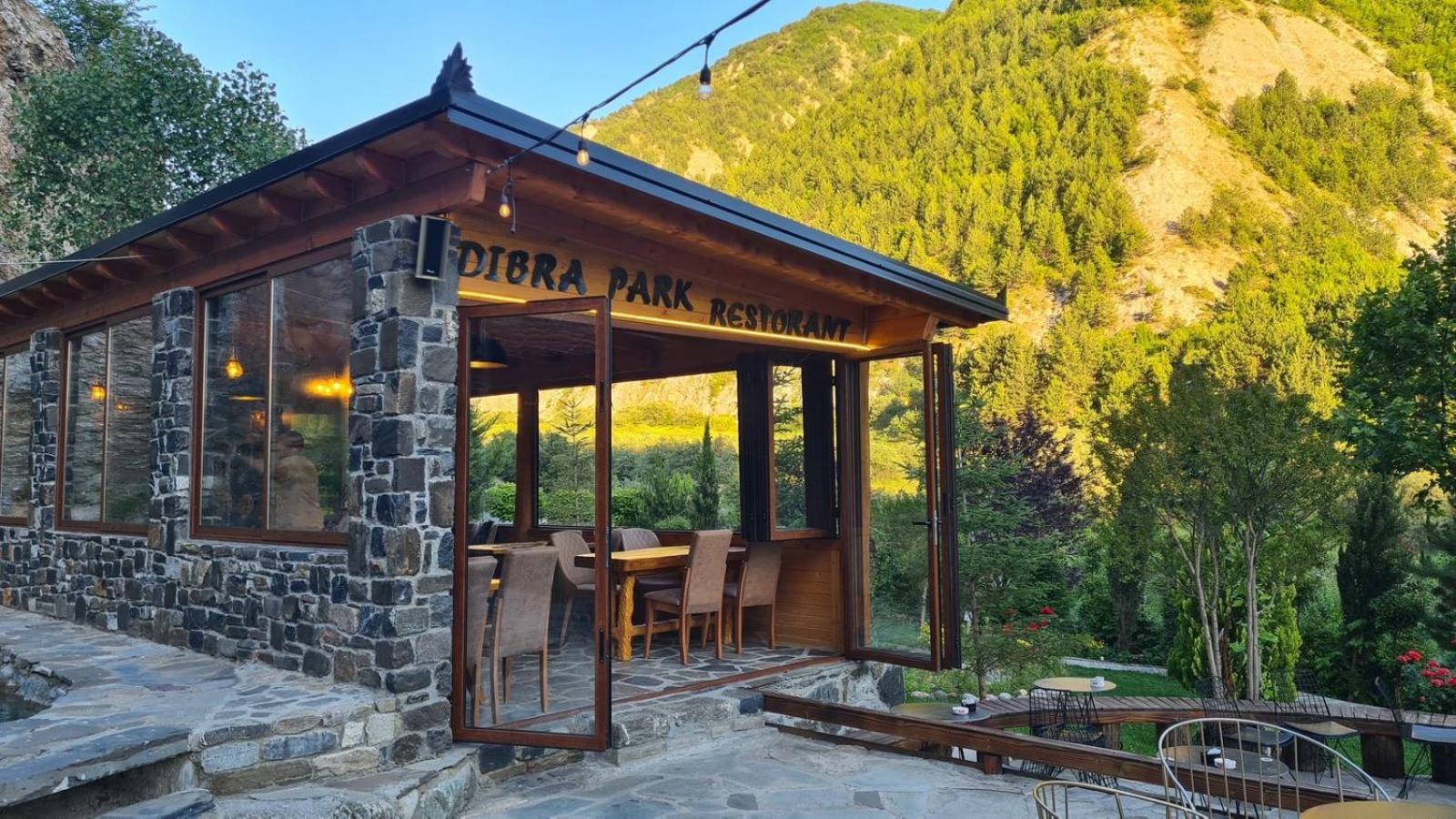 Dibra Park Agrotourism Hotel Peshkopia Kültér fotó