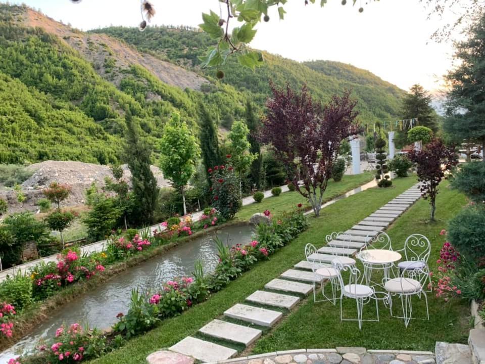 Dibra Park Agrotourism Hotel Peshkopia Kültér fotó